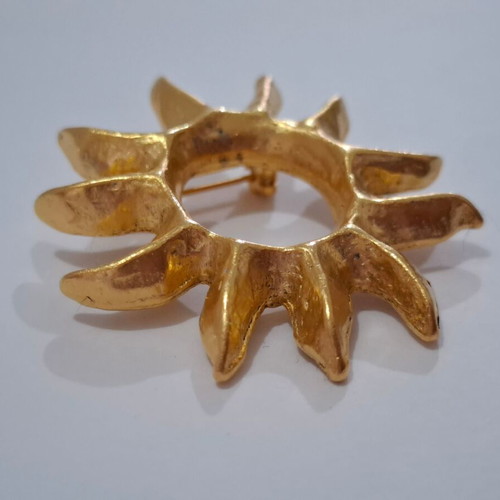 Vintage Lancome Paris Gilt Sun Burst brooch used, gilt color