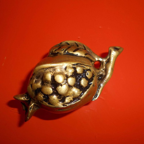Bronze pomegranate charm used for table or wall placement 9 cm