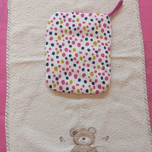 Cotton towel and fabric pouch DPAM like new