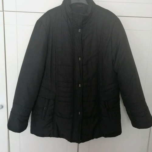 Ellen women's jacket black like new, lightweight and warm XXL