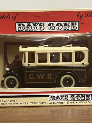 Lledo Days Gone G.W.R. Bus diecast model like new in original packaging