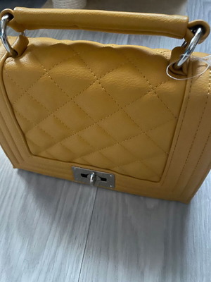Bag yellow new, beautiful