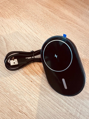 Magnetic Wireless Car Charger