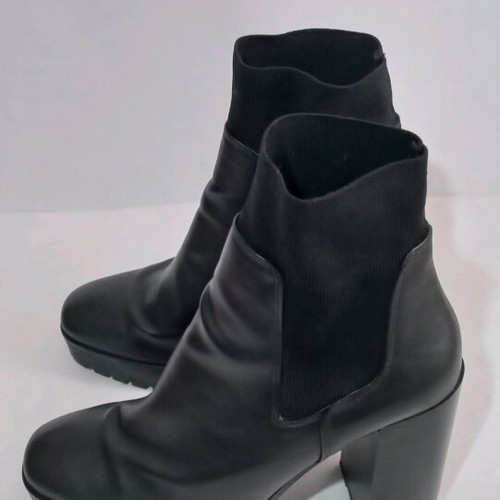 Stradivarius women's shoes like new, black, size 40