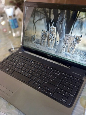 Dell Inspiron i3 laptop 4GB RAM, 256GB SSD, Windows 10 used