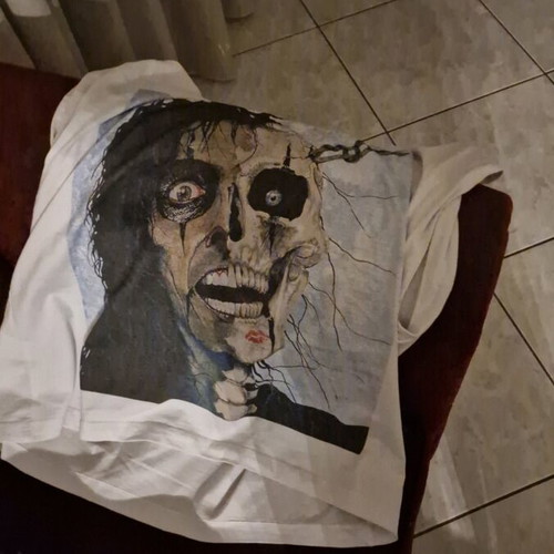 Alice Cooper Trash 1989 T-shirt Pull & Bear XL as new, white