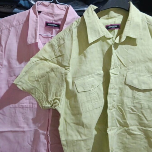 Shirt with Short Sleeves like new, size XL, pink and green