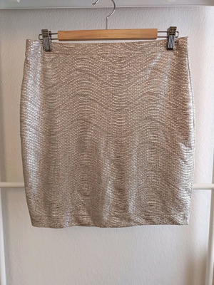 H&M mini gold skirt like new, Medium