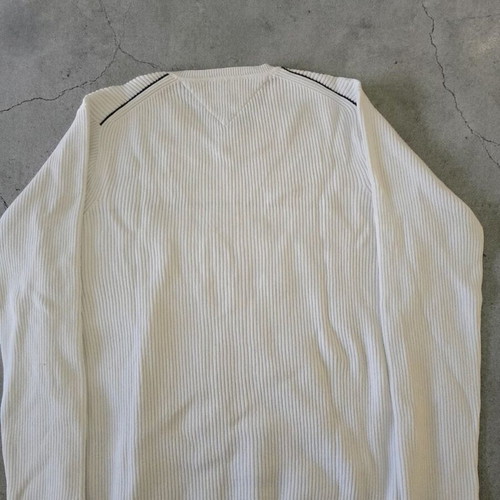 Vintage Tommy Hilfiger V-neck ribbed knit sweater like new, off-white
