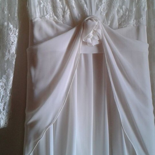 Vintage wedding dress handmade, size M-L, like new, white