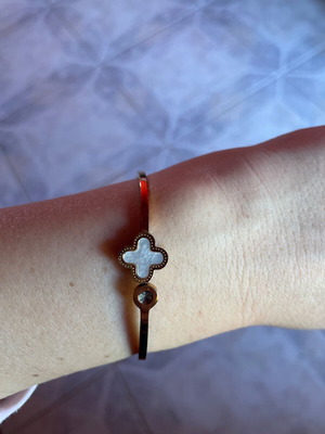 Steel bracelet pink used, missing strass
