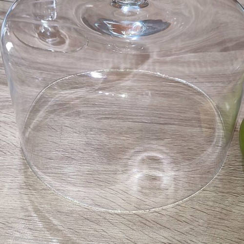 Glass cake stand with lid like new