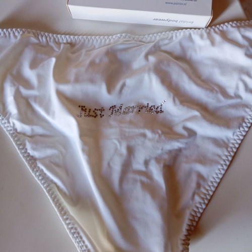 Poirier bridal lingerie and corset new, white