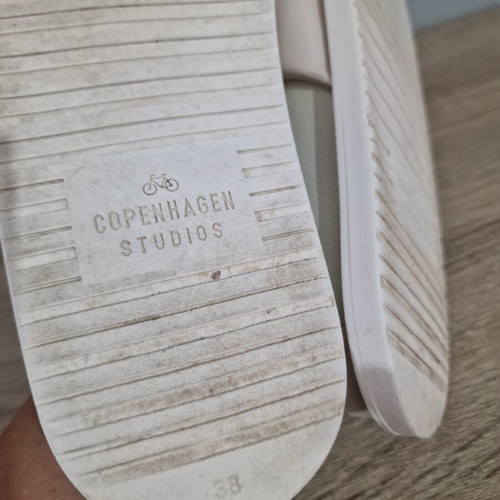 Copenhagen Studios Nappa Eggshell Leather Women Slides Size 38 like new