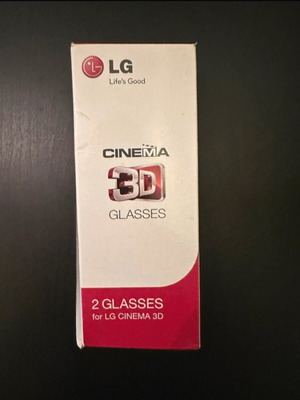 LG 3D glasses used, set of 2 with one broken arm