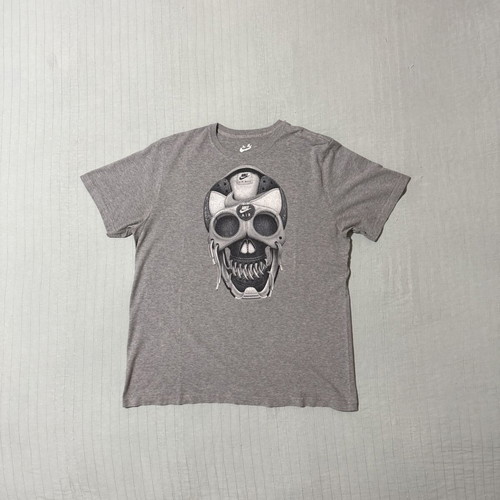 Nike Air Max Skull Graphic Tee XL heather grey like new