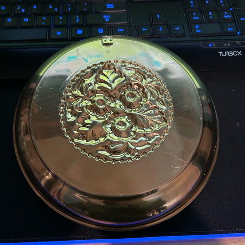 Decorative plate like new