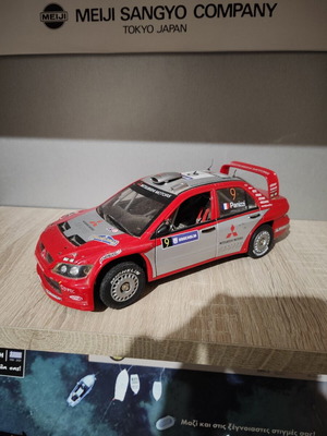 Mitsubishi Lancer Evolution 1/18 Hot Wheels μεταχειρισμένο μεταλλικό μοντέλο