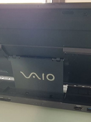 Sony Vaio Duo 13.3 i5 8Gb ram μεταχειρισμένο σε καλή κατάσταση