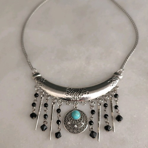 Boho handmade steel necklace like new with turquoise stone