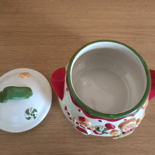 Collectible Christmas Biscuit Jar used, Chinese, Marva