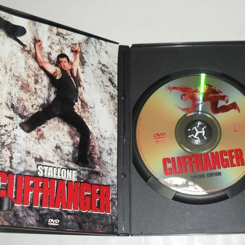 Cliffhanger DVD collector's edition 1993 like new with English subtitles