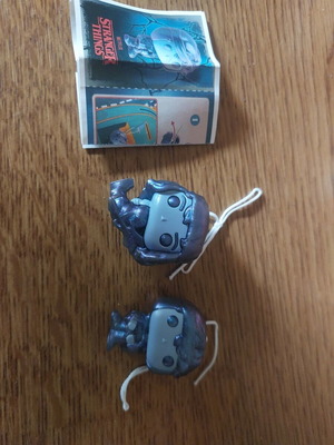 Stranger Things Kinder комплект в отлично състояние