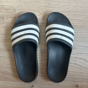 Adidas Slippers