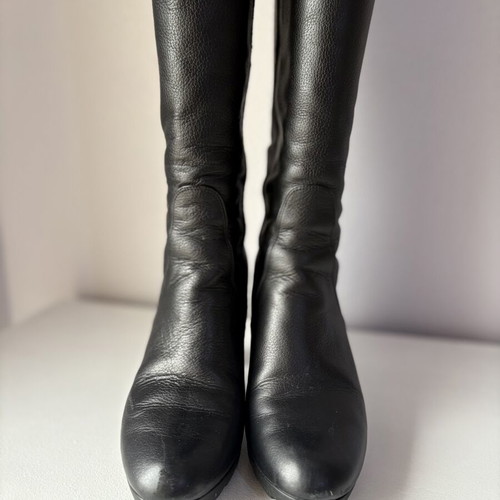 Lorenzo Mari black leather knee-high boots like new, size 41