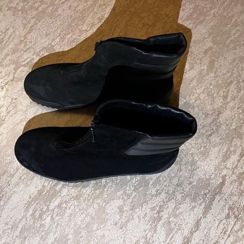Arche black ankle boots new, size 38, suede leather with zipper