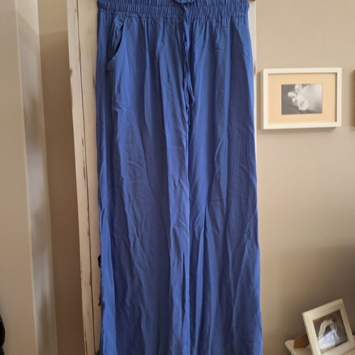 Pants L/XL cotton with elastic waist like new, blue turquoise