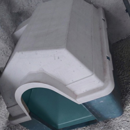 Dog house used, excellent condition