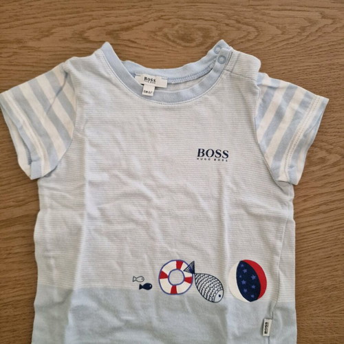 T-shirt baby Boss used, 6 months, 67 cm