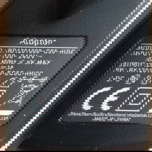 Адаптер 12V 1A модел RD 1201000-C55-HOG като нов