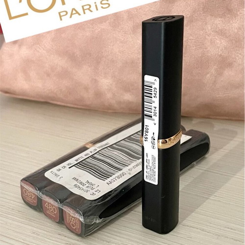 L'oreal Le Plum Dominant 480 Lipsticks, pack of 3 new
