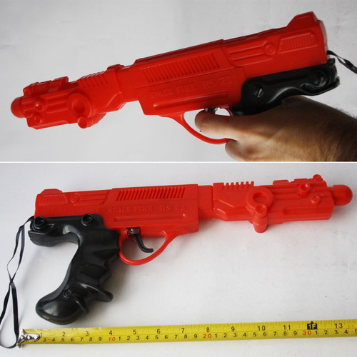 Vintage 80's Greek space gun pistol 35cm Space Friction Gun Biotsiot new