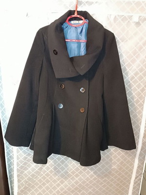 Biston women's black coat Large like new