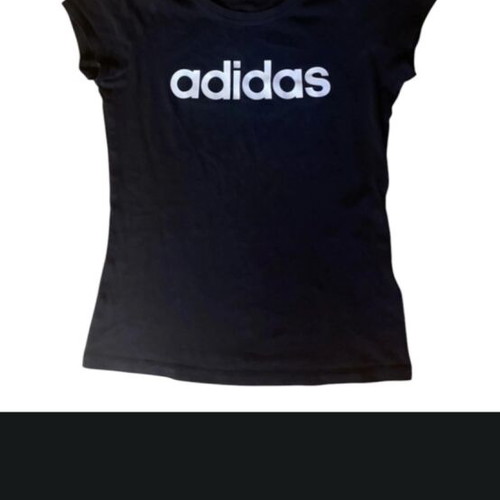 Adidas vintage black t-shirt