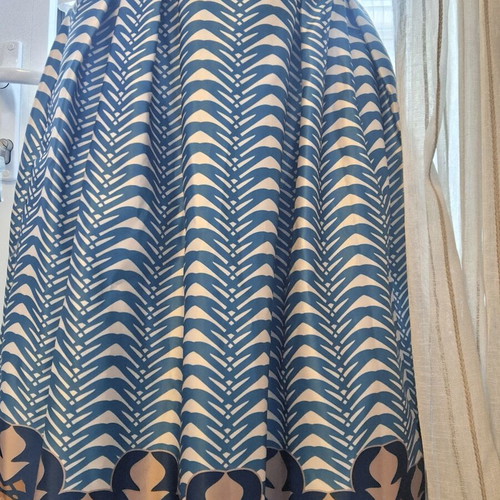 Satin skirt one size blue like new with elastic waist and pockets
