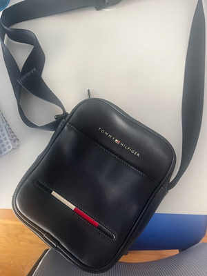 Tommy Hilfiger bag used