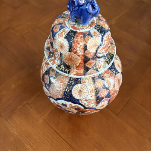 Imari jar 33cm used, Meiji period 1868-1912
