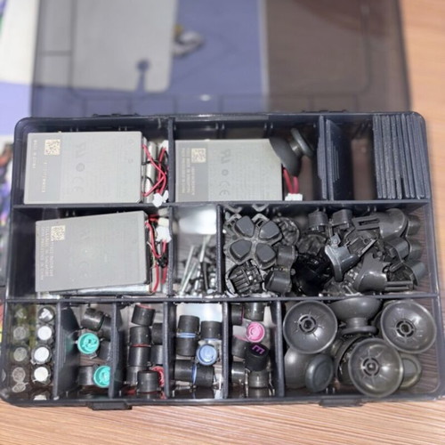 Ps4 controller parts like new