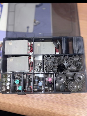 Ps4 controller parts like new