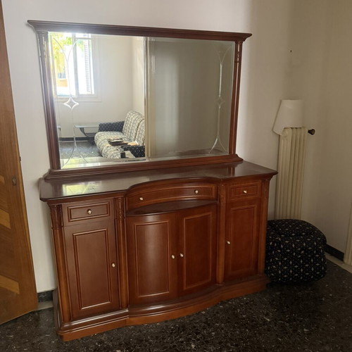 Buffet console with mirror walnut like new