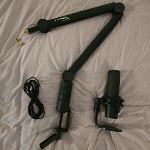 HyperX Quadcast 2 S USB Microphone and HyperX Caster Arm like new
