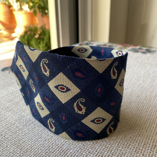 Marks & Spencer tie like new, polyester, multicolor