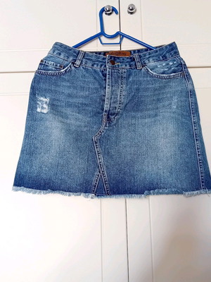 Attrativo mini jean skirt like new, blue, size M