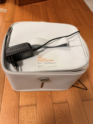 UV sterilizer with UVC LED for masks and small items