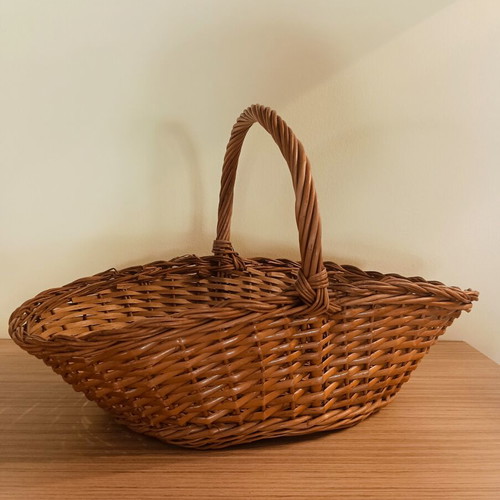 Wicker basket with handle new