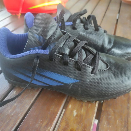 Adidas football shoes used, size 33